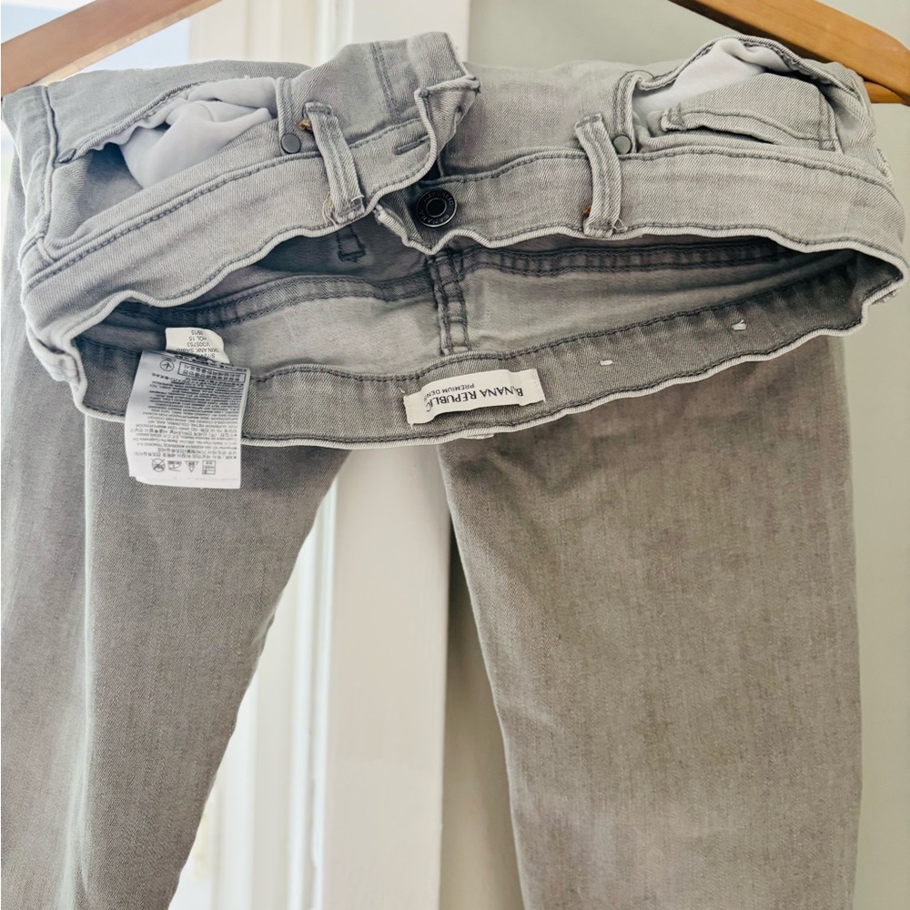 Gray Ripped Women's Jeans